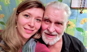 Gonzalo con su novia